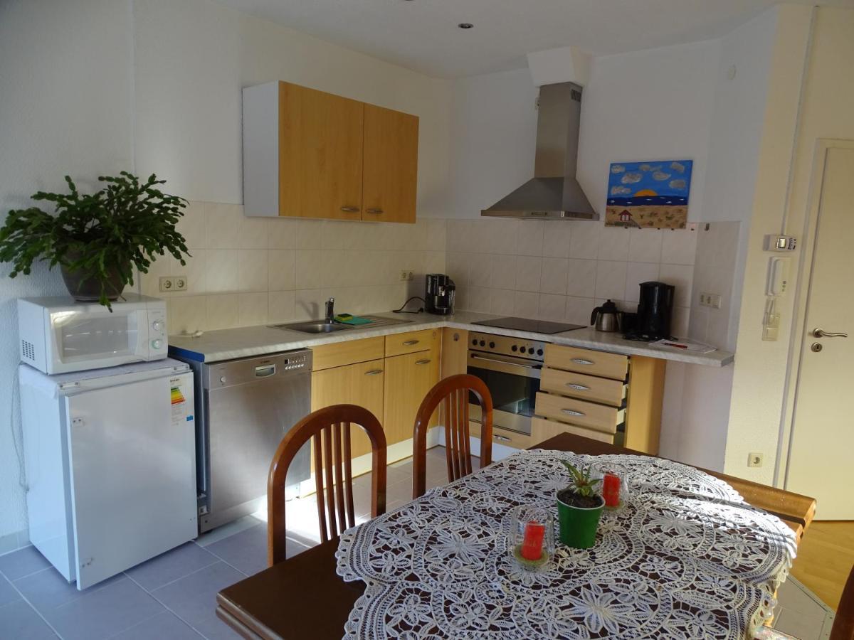 Ferienwohnung Lottstetten エクステリア 写真