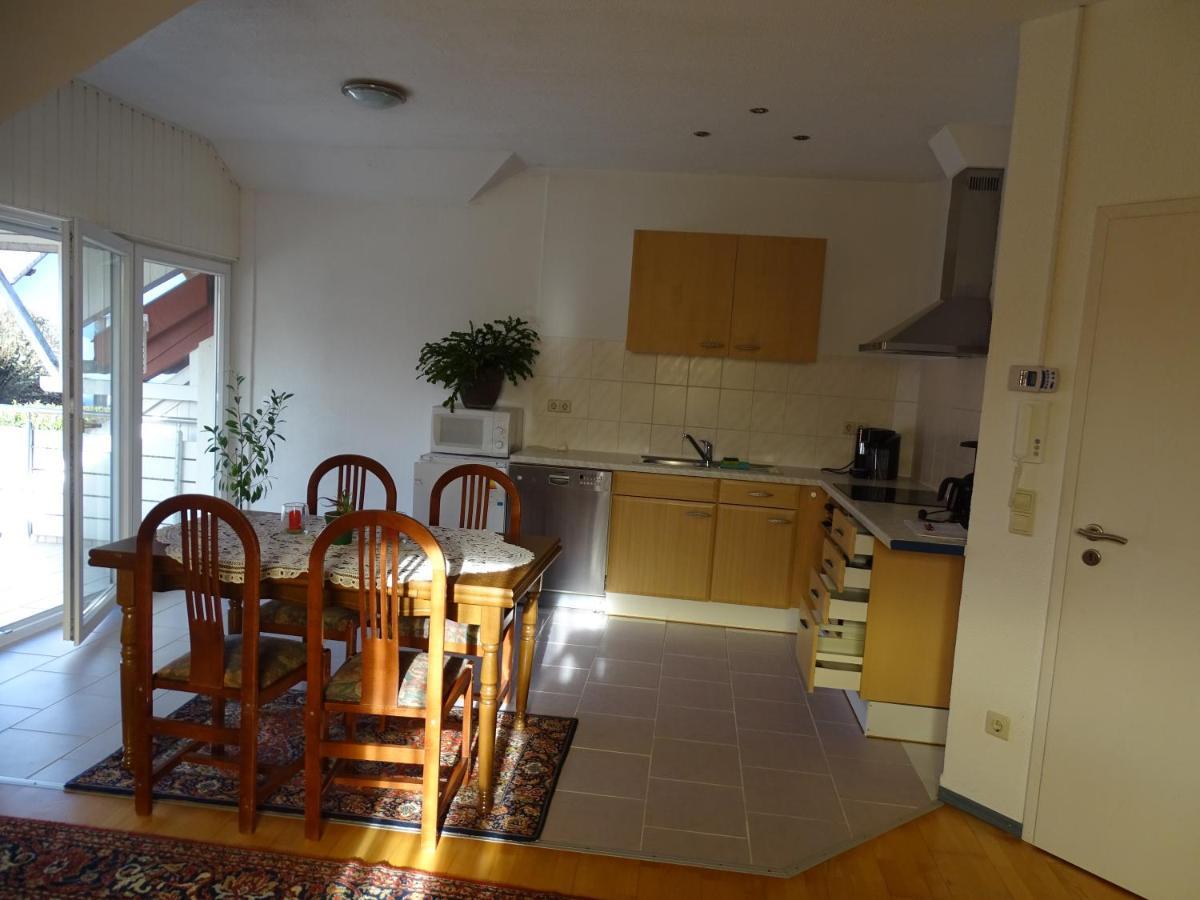 Ferienwohnung Lottstetten エクステリア 写真