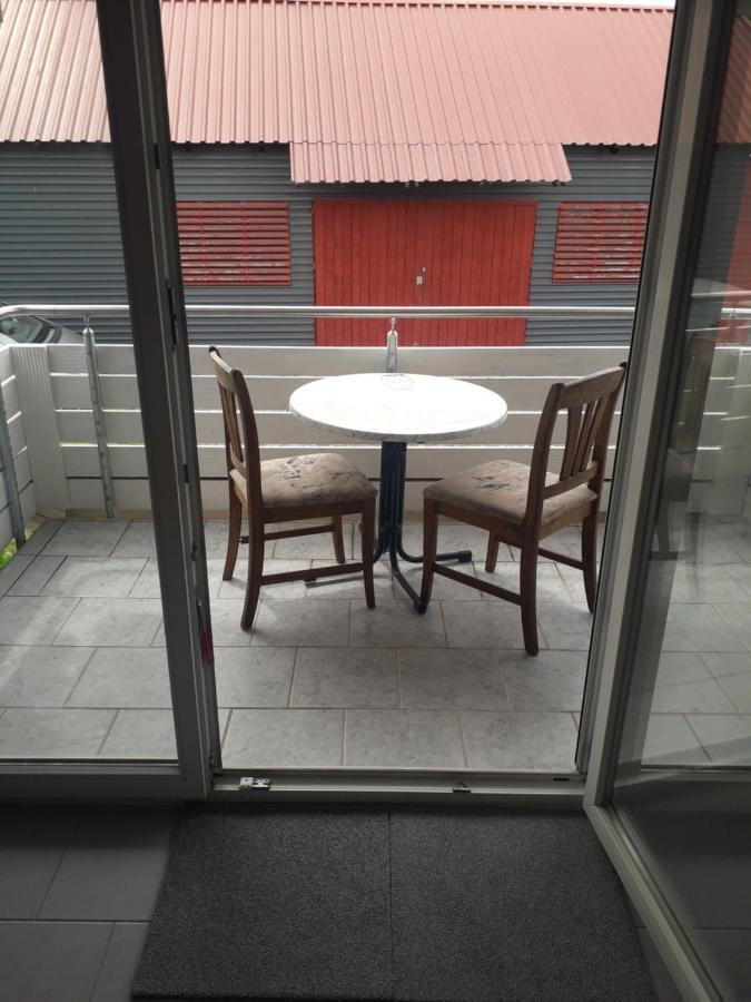 Ferienwohnung Lottstetten エクステリア 写真