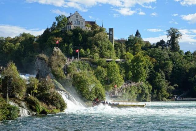 Ferienwohnung Lottstetten エクステリア 写真